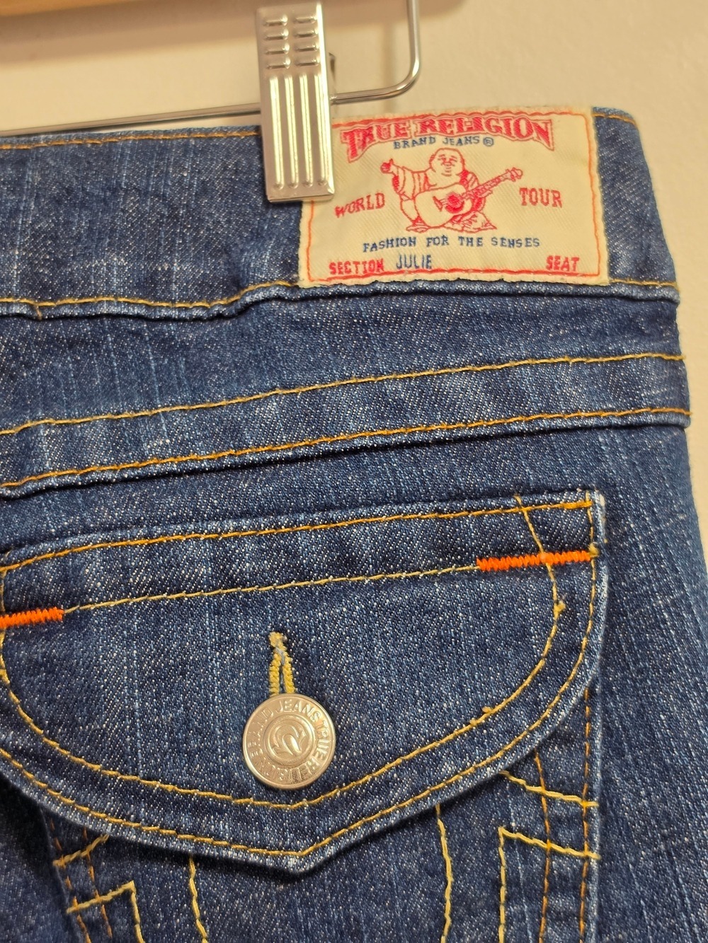 True Religion Women's Skinny Jeans in Dark Indigo with Contrast Stitching - Picture 7 of 8